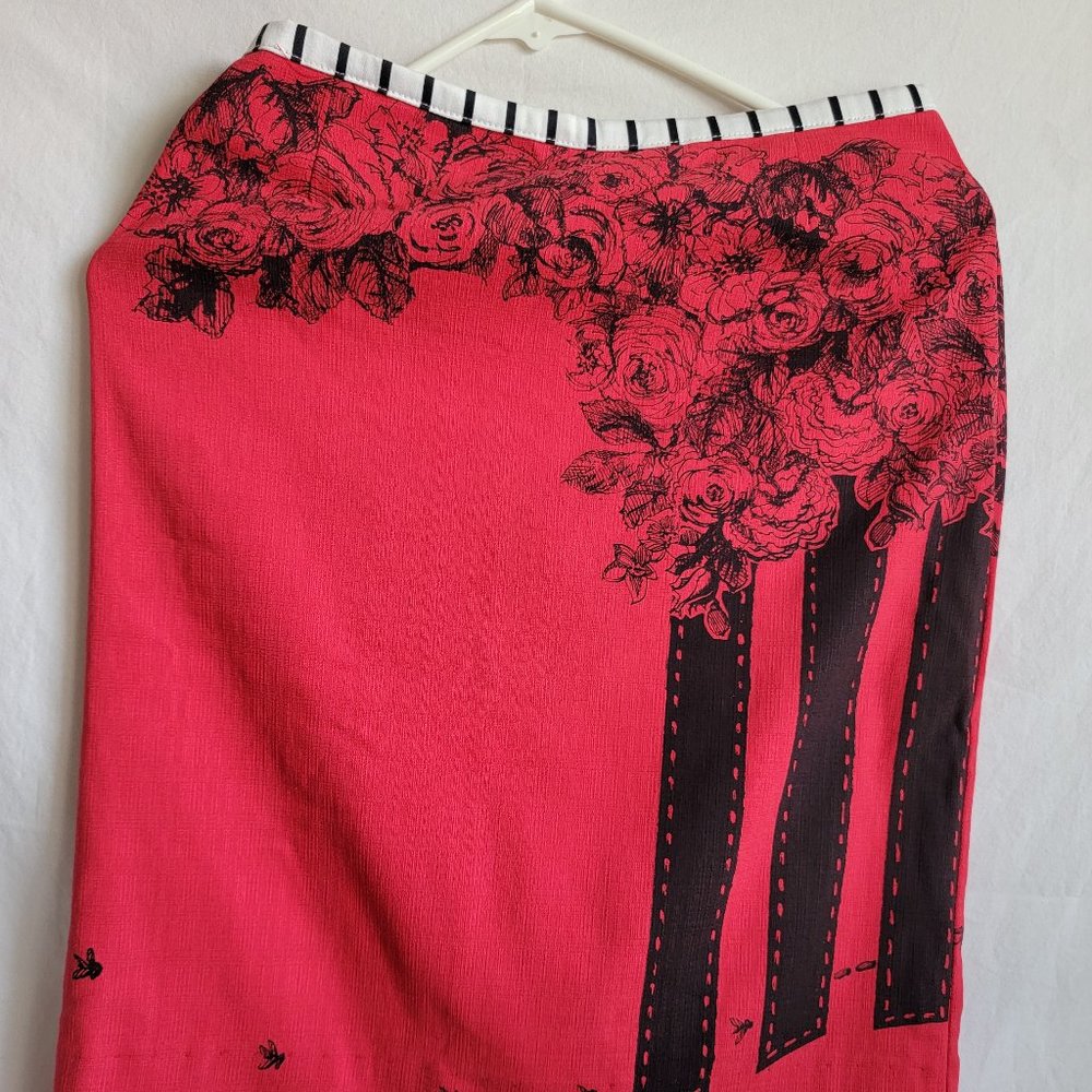 Womens MADCAT New Zealand by Jill Alexander Red Skirt. Sze S/M
